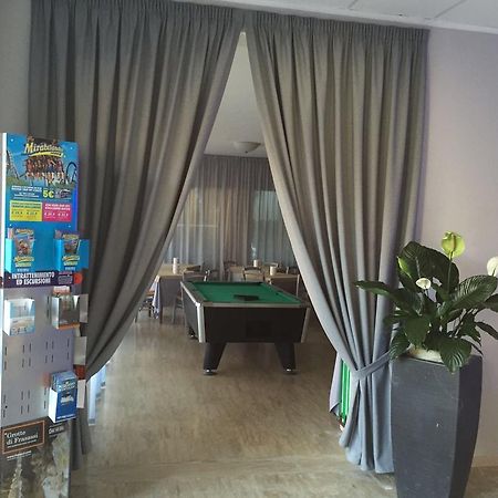Hotel Ancora チェゼナーティコ エクステリア 写真