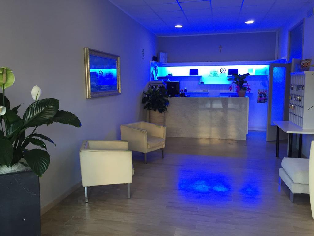 Hotel Ancora チェゼナーティコ エクステリア 写真
