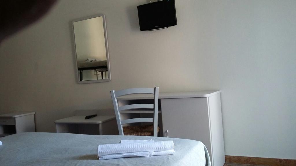 Hotel Ancora チェゼナーティコ エクステリア 写真